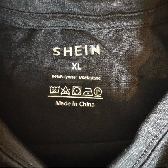 SHEIN Black/White Graphic Tee - Picture 3 of 6